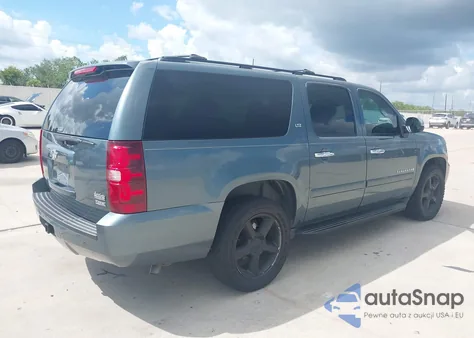 2008 Chevrolet Suburban 1500 Ltz из США, поврежденный, VIN 1GNFC16058R108420